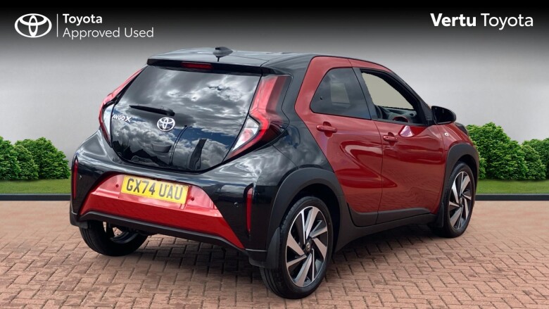 Toyota Aygo X 1.0 VVT-i Edge 5dr Petrol Hatchback